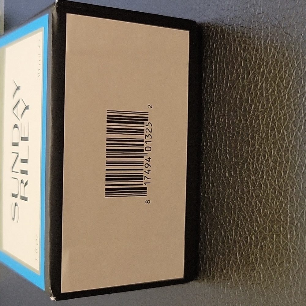 New Sunday Riley A+ Retinoid Serum 1 oz - Picture 4 of 9